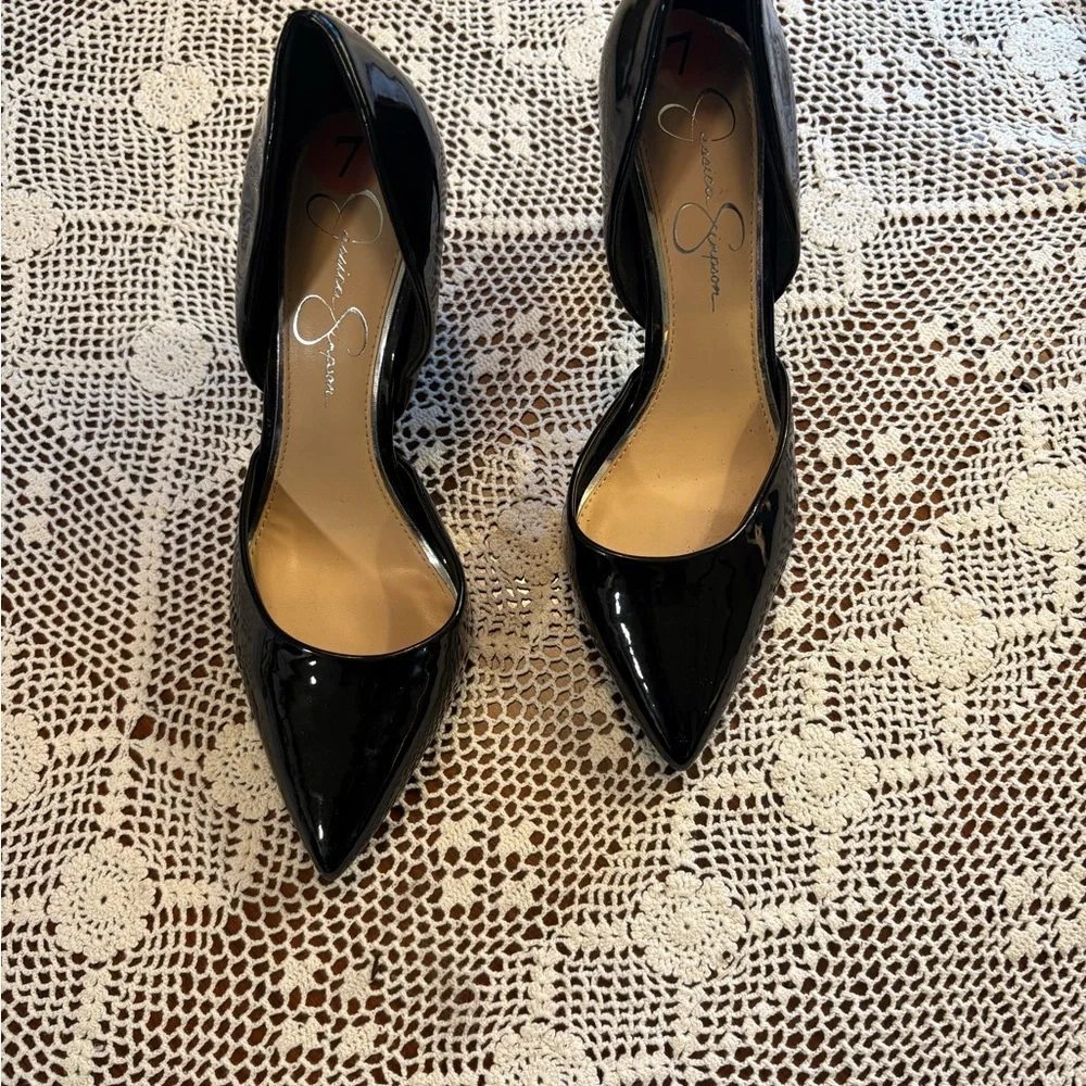 Chic Jessica Simpson Black Patent Leather Women's Heels - Picture 1 of 4
